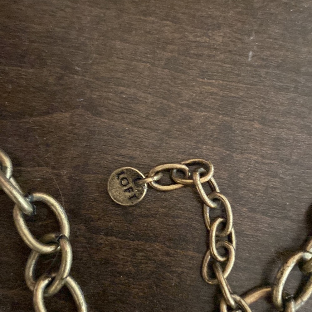 Loft Necklace. - Picture 2 of 2